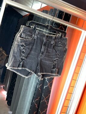 Midnight Onyx Rock Revival Collector’s Edition Sepia Shorts 🦅🎸